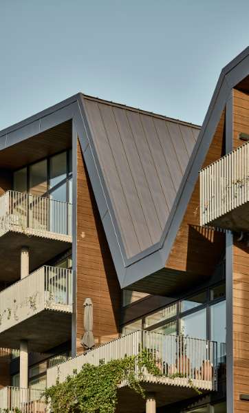 Amazing roof design using DS Nordic Click Seam, Udsigten - Vester Ringvej 45, 8600 Silkeborg